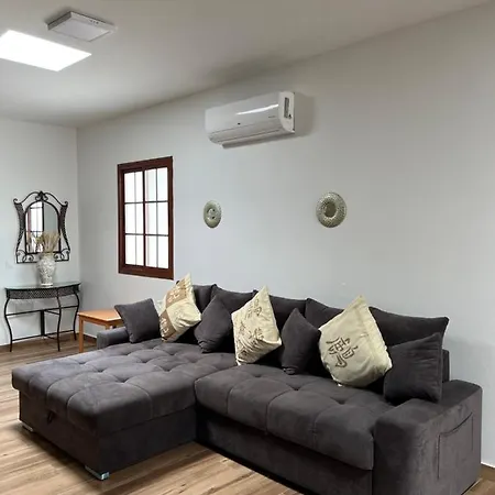 Appartamento Con Bano Adaptado Y Piscina En *