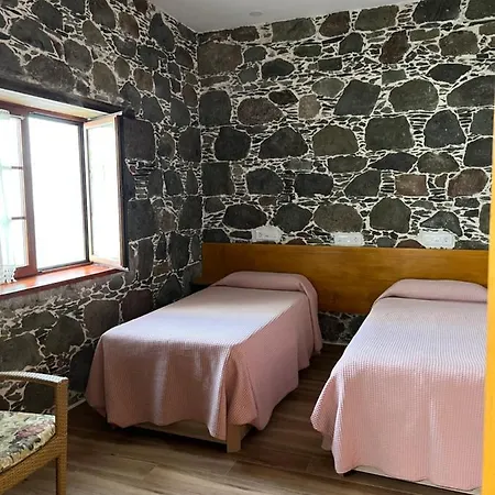 Con Bano Adaptado Y Piscina En Appartamento